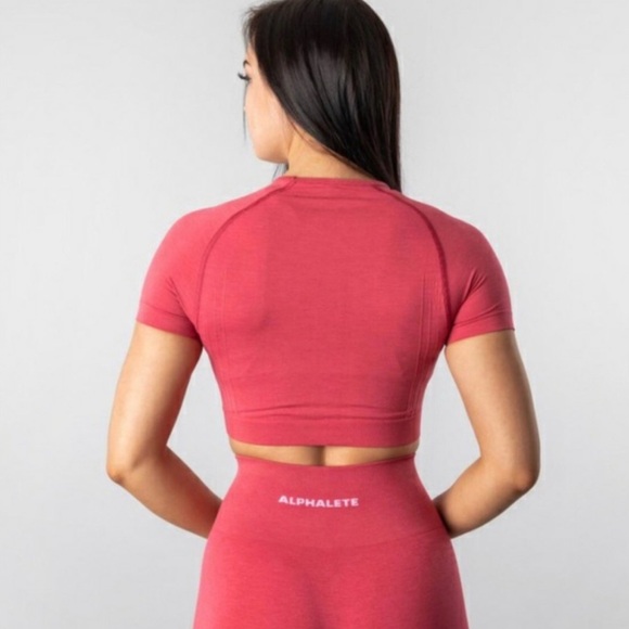Alphalete short sleeve crop logo tee top red seamless - Picture 3 of 7